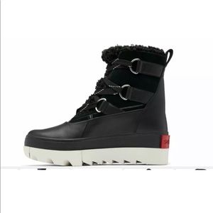 BNIB Sorel womens joan of arctic next boot